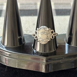 Elegant Silver and White Ring Size 9.5 NWOT